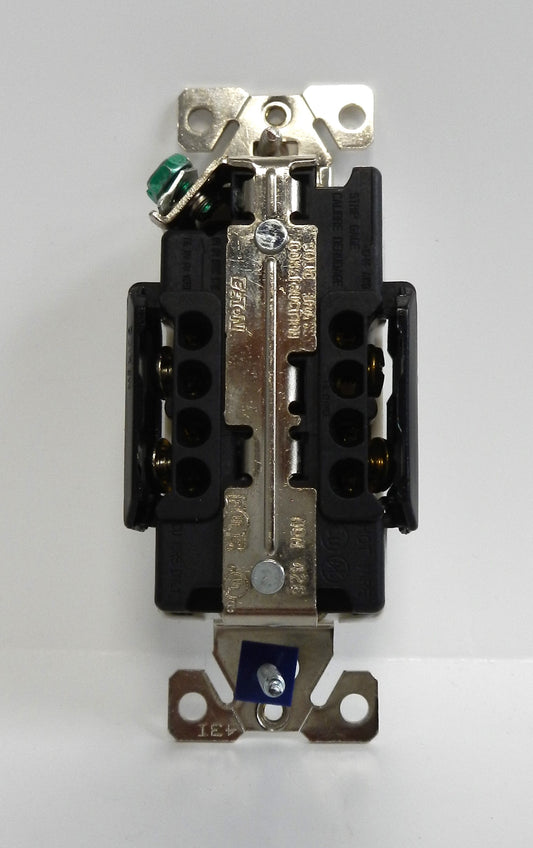 EATON 8262W RECEPTACLE HOSPITAL GRADE