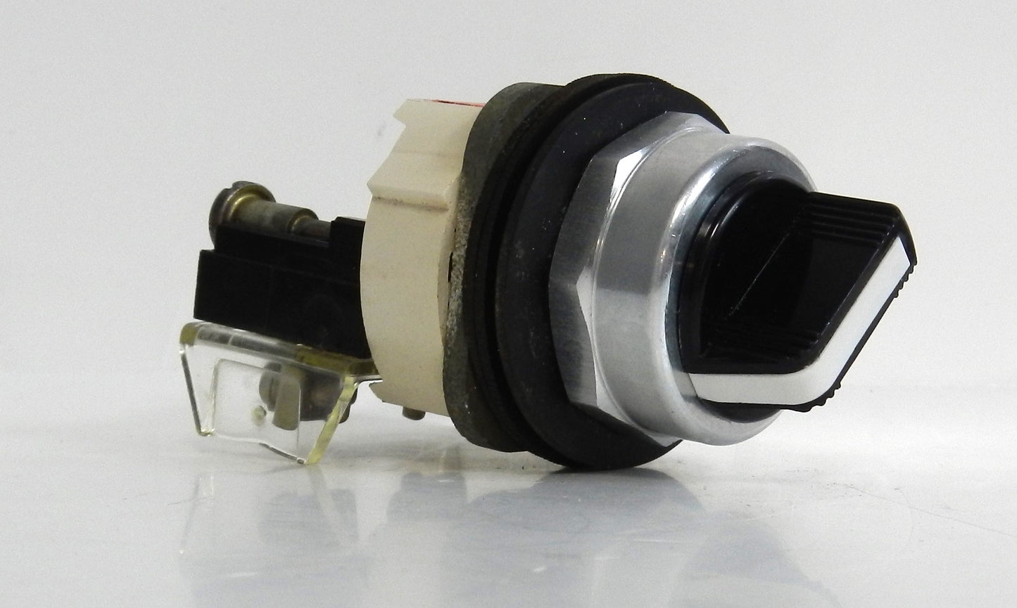 ALLEN-BRADLEY 800T-H2A SELECTOR SWITCH