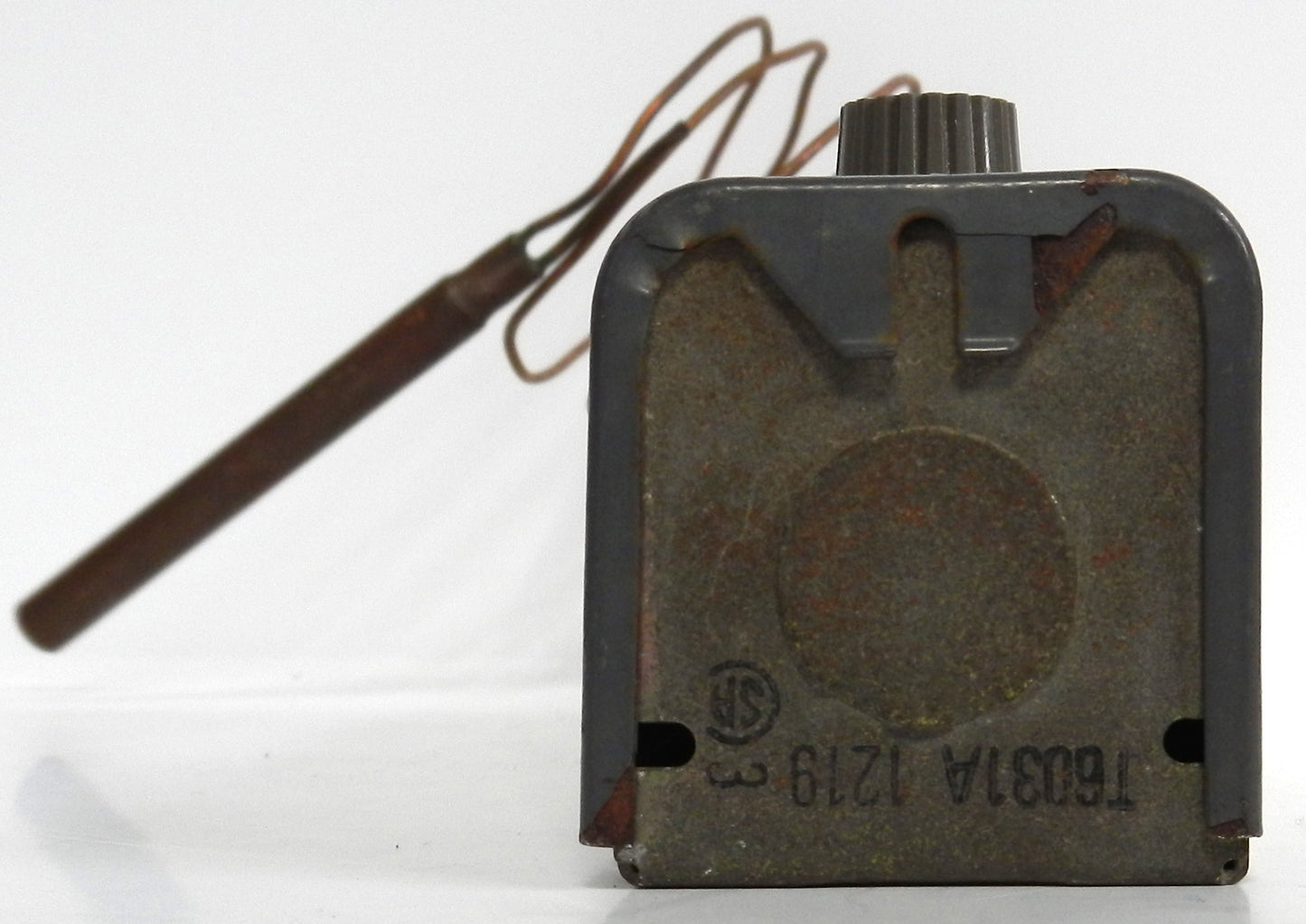 HONEYWELL T6031A 1219 TEMPERATURE CONTROLLER