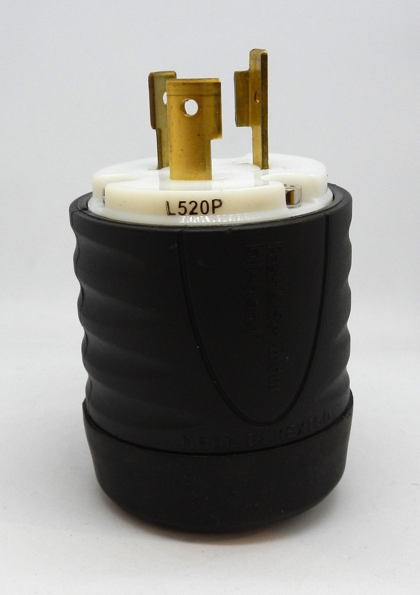 LEGRAND PASS & SEYMOUR L520P TWIST-LOCKING PLUG