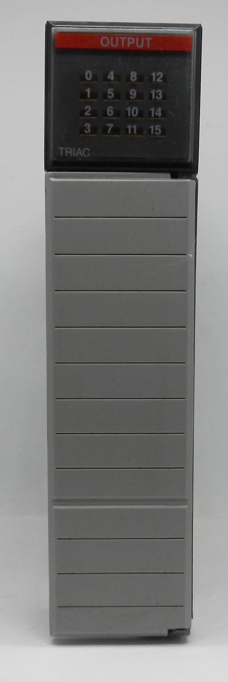 ALLEN-BRADLEY 1746-OA16 I/O MODULE