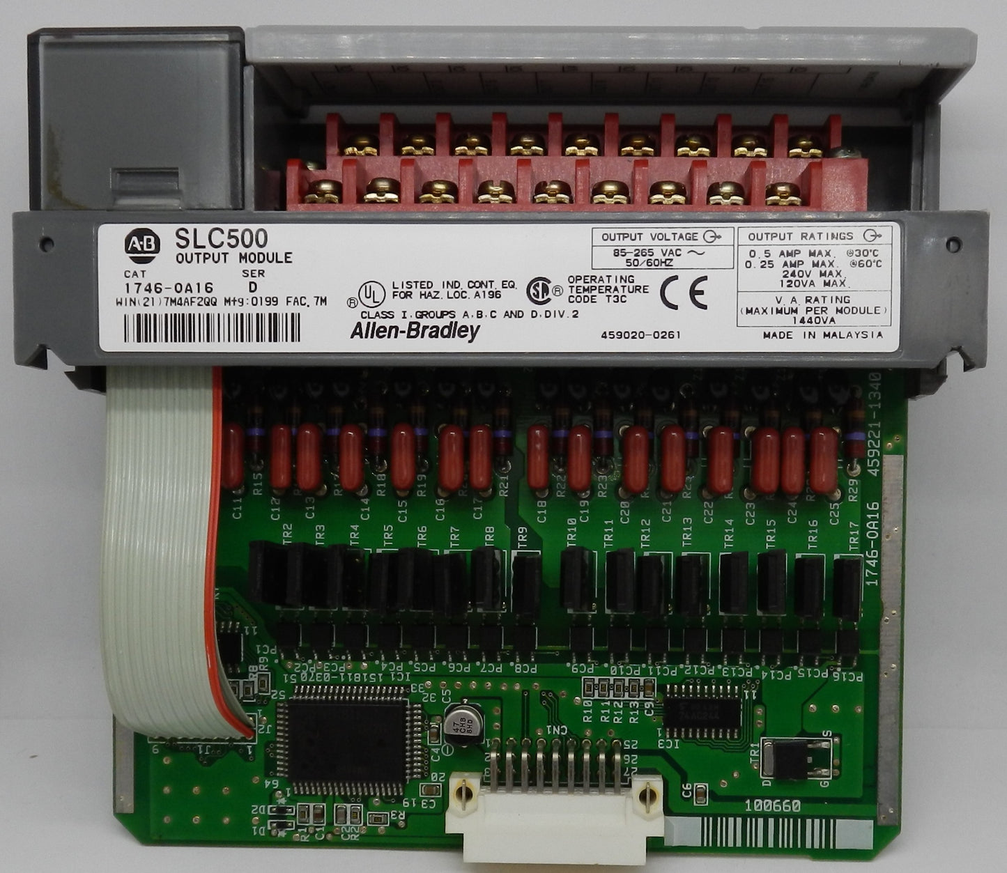 ALLEN-BRADLEY 1746-OA16 I/O MODULE