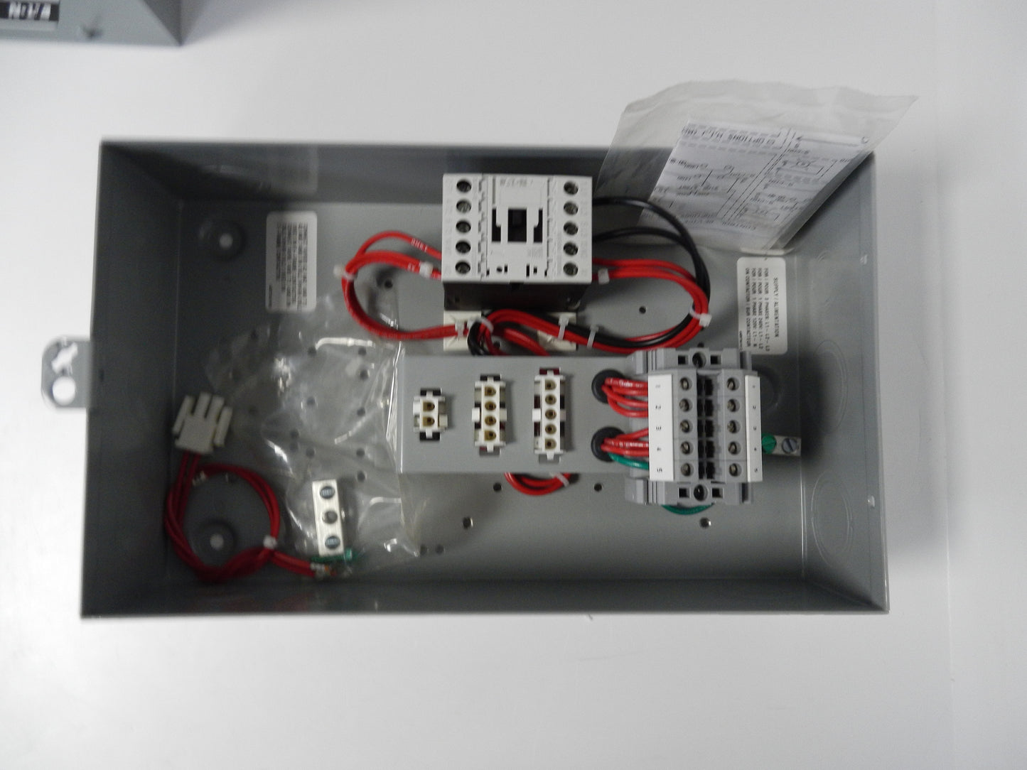 EATON EPX05B1 TOR XT PLUG & PLAY Non-Reversing 10HP Contactor Assembly