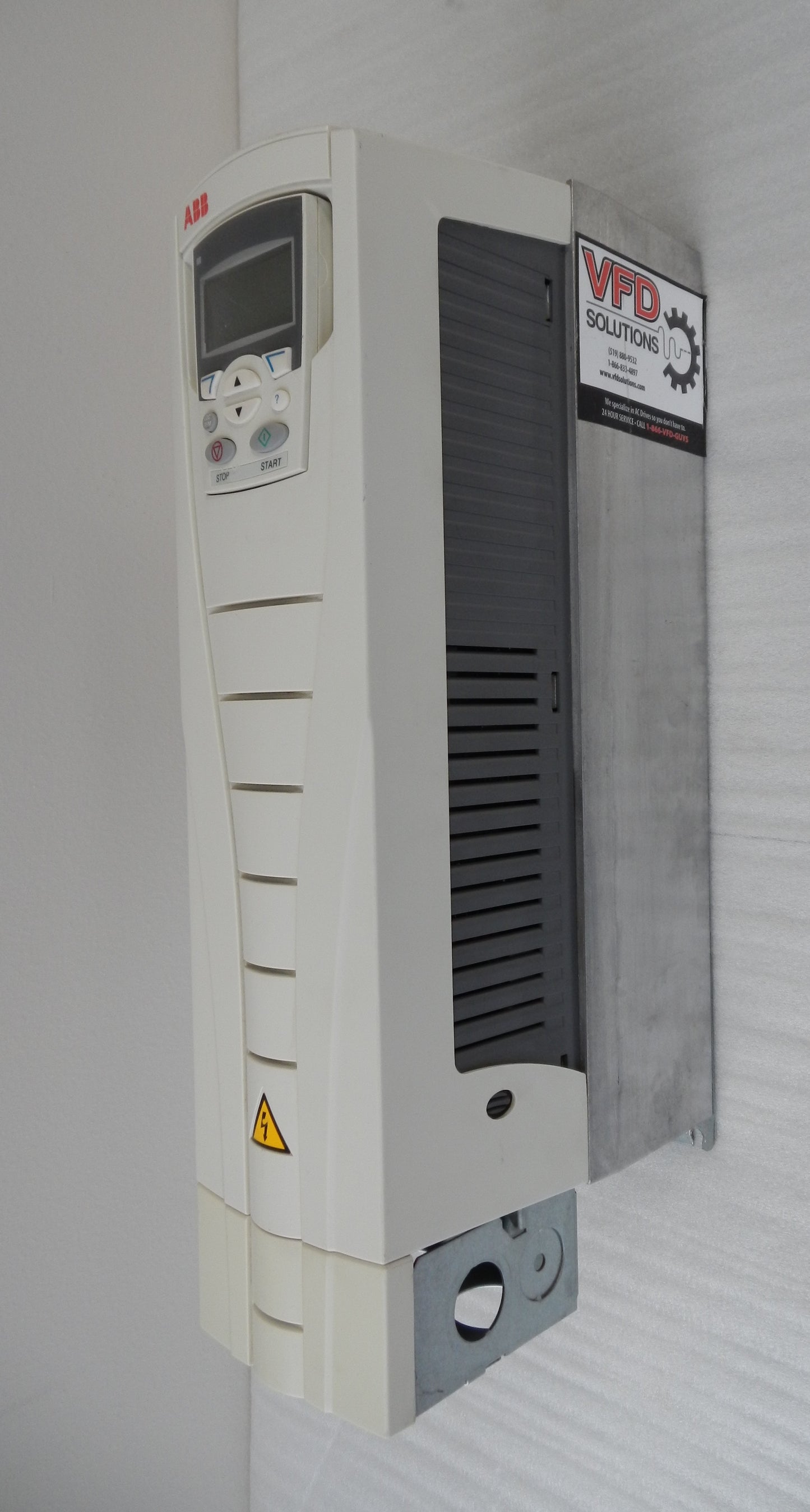 ABB ACS550-U1-09A0-6