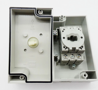 194E-Y16M17534G Allen-Bradley 194E Enclosed Load Switch 16A 3 Pole IP65