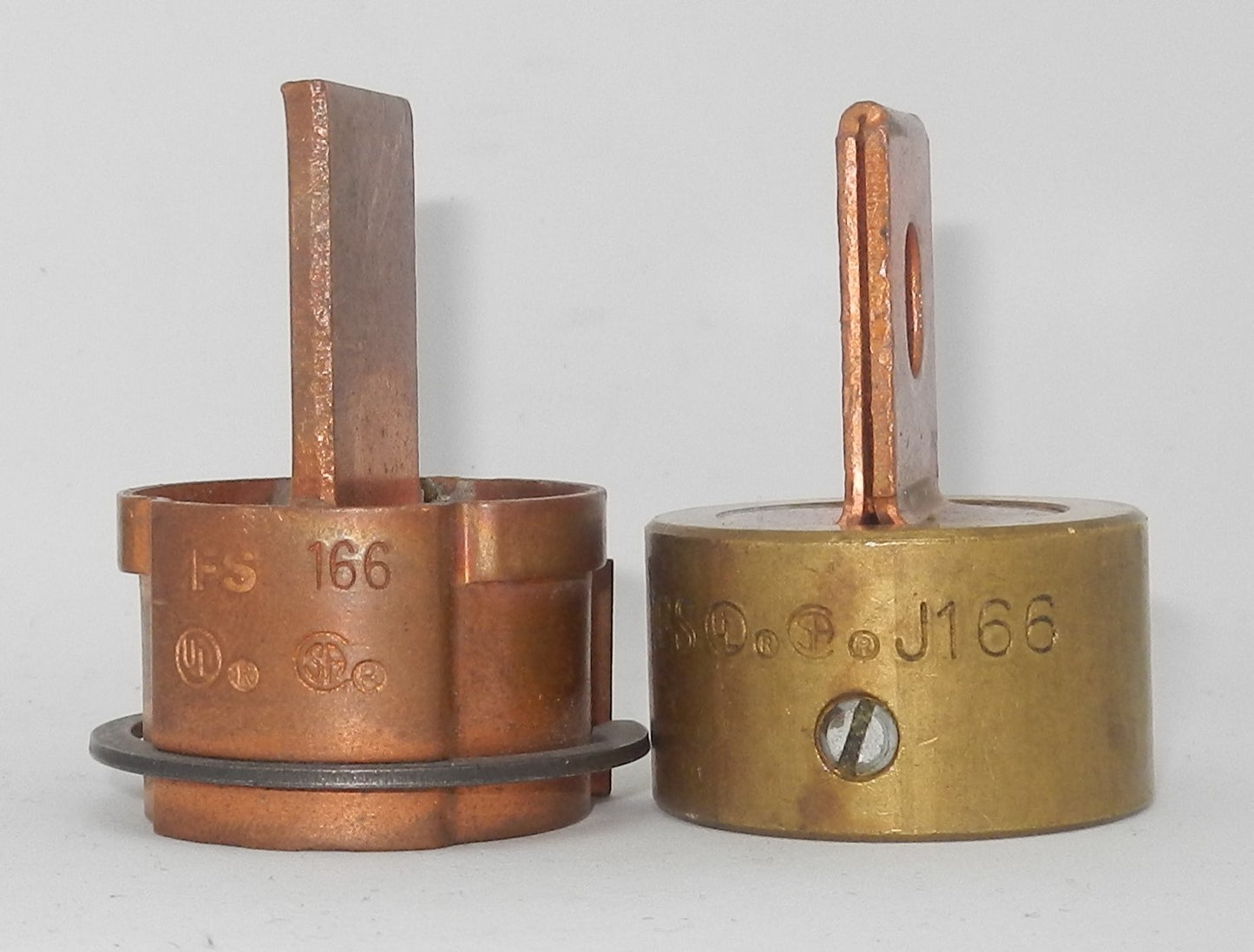 FUSE REDUCER 166