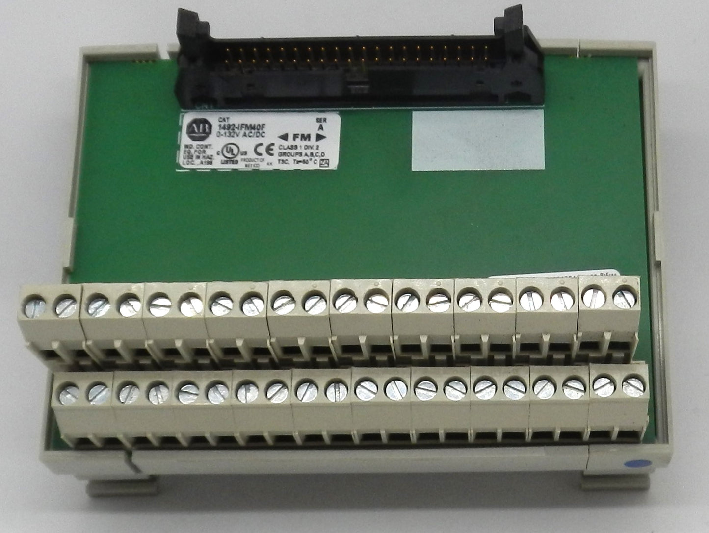 ALLEN-BRADLEY 1492-IFM40F INTERFACE MODULE