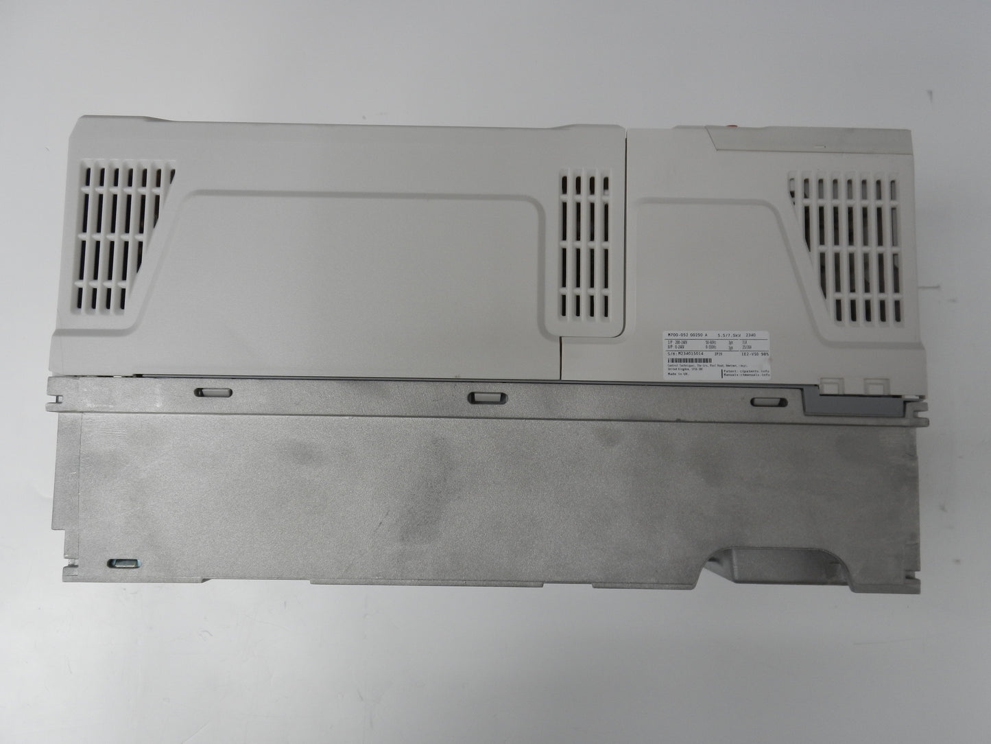 M700-05200250A101 Control Techniques Unidrive M700 VFD 5.5/7.5kW 200-240V 3PH