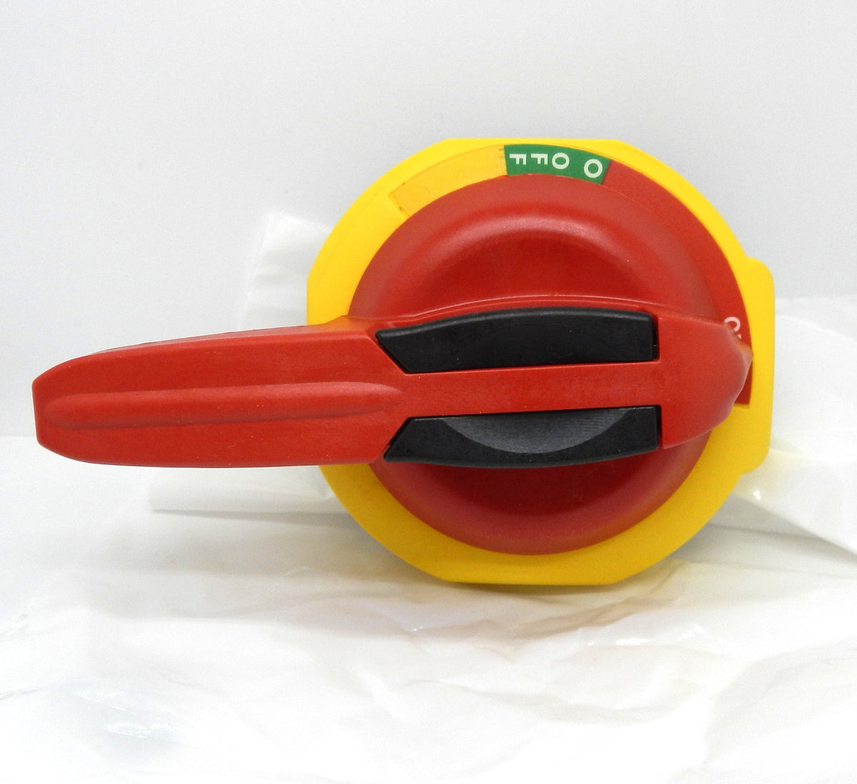 194R-PY Allen-Bradley Red/Yellow Padlockable Disconnect Handle 30–60A